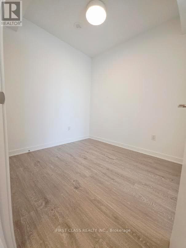 Single Family at 922- 30 Dreamers Way, Toronto (Regent Park), Ontario - Photo 5 - RE/MAX Garden City Realty