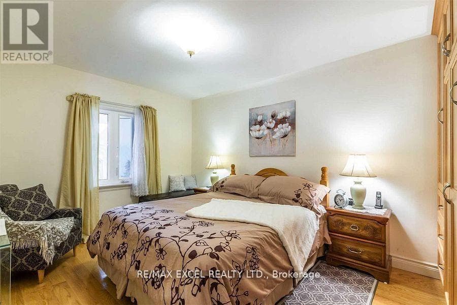 Single Family at 416 Rimilton Avenue, Toronto (Alderwood), Ontario - Photo 10 - RE/MAX Garden City Realty