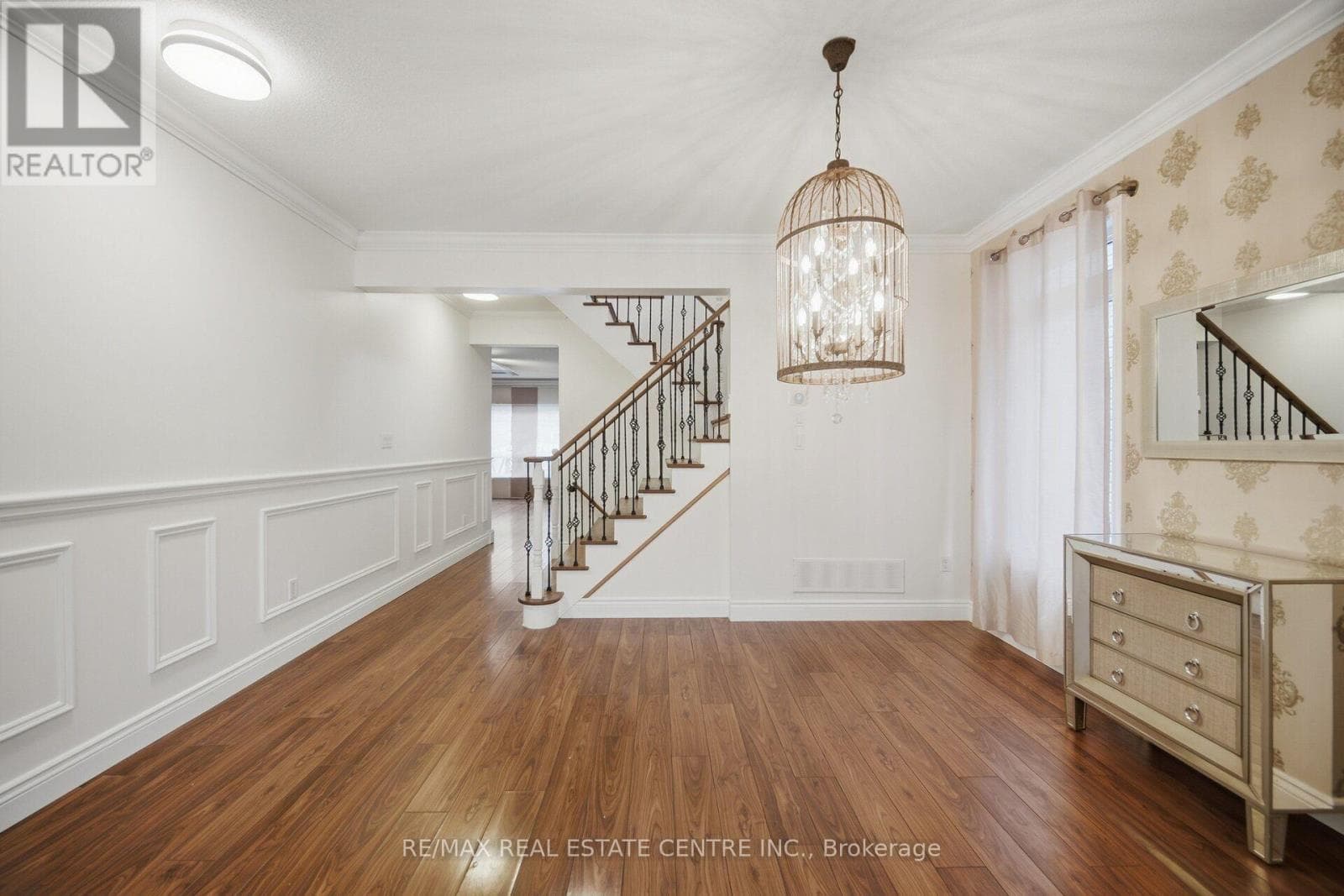 Single Family at 1109 Bonin Crescent, Milton (CL Clarke), Ontario - Photo 7 - RE/MAX Garden City Realty