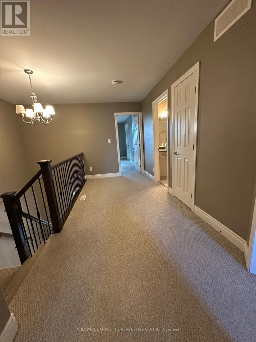 Single Family at 48 Hanover Court, Belleville (Thurlow Ward), Ontario - Photo 7 - RE/MAX Garden City Realty