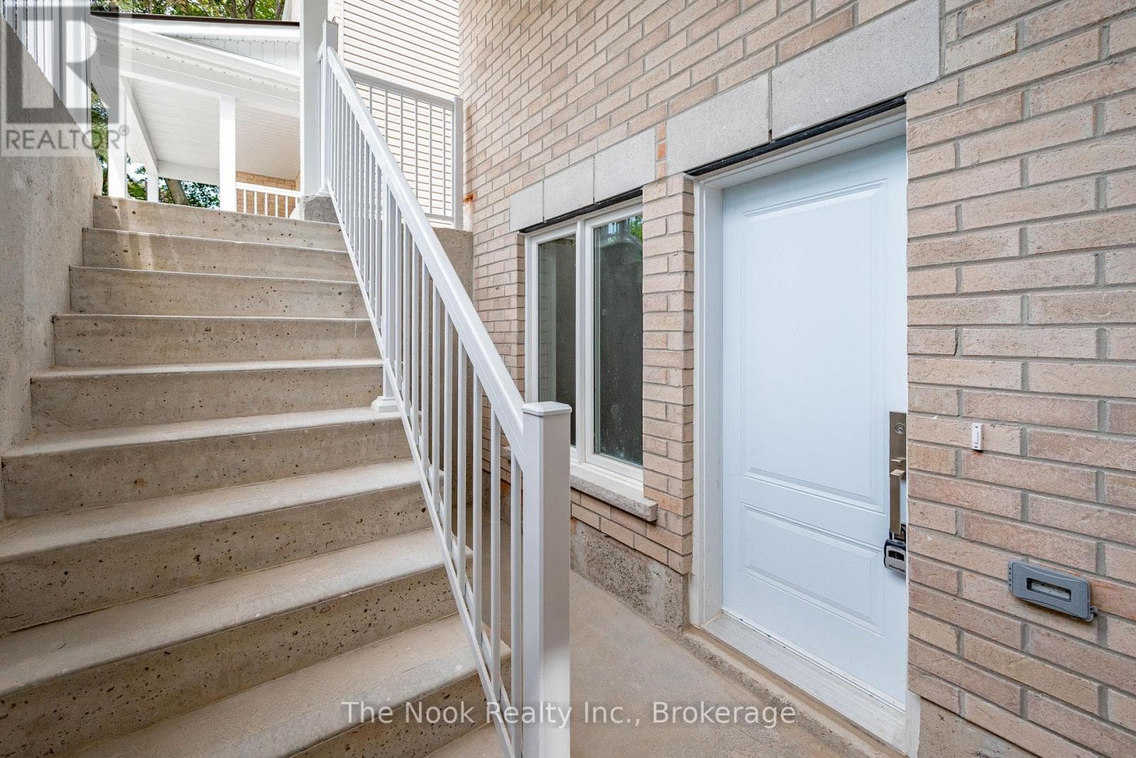 Multi-family at 3- 403 Thorton Road, Oshawa (McLaughlin), Ontario - Photo 3 - RE/MAX Garden City Realty