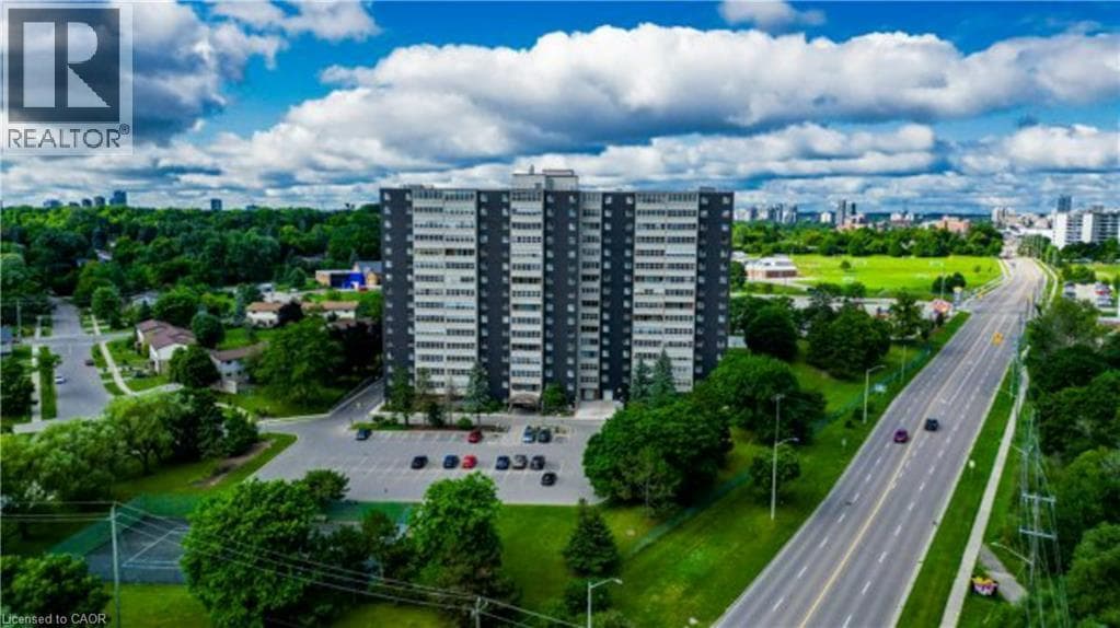 Single Family at 509- 225 HARVARD Place, Waterloo, Ontario - Photo 3 - RE/MAX Garden City Realty