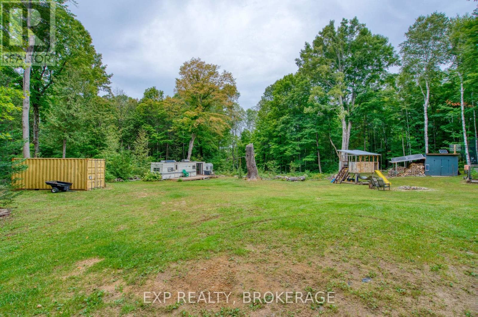 Single Family at 1316 Bolton Lane, Frontenac (Frontenac Centre), Ontario - Photo 6 - RE/MAX Garden City Realty