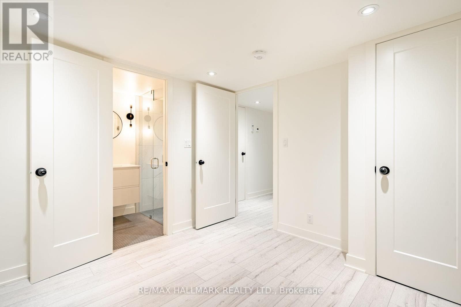 Single Family at Lower- 138 Milverton Boulevard, Toronto (Danforth), Ontario - Photo 7 - RE/MAX Garden City Realty