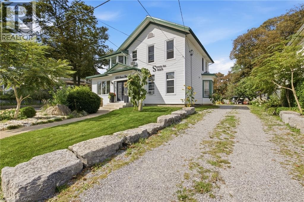 Single Family at 4291 SIMCOE Street, Niagara Falls, Ontario - Photo 7 - RE/MAX Garden City Realty