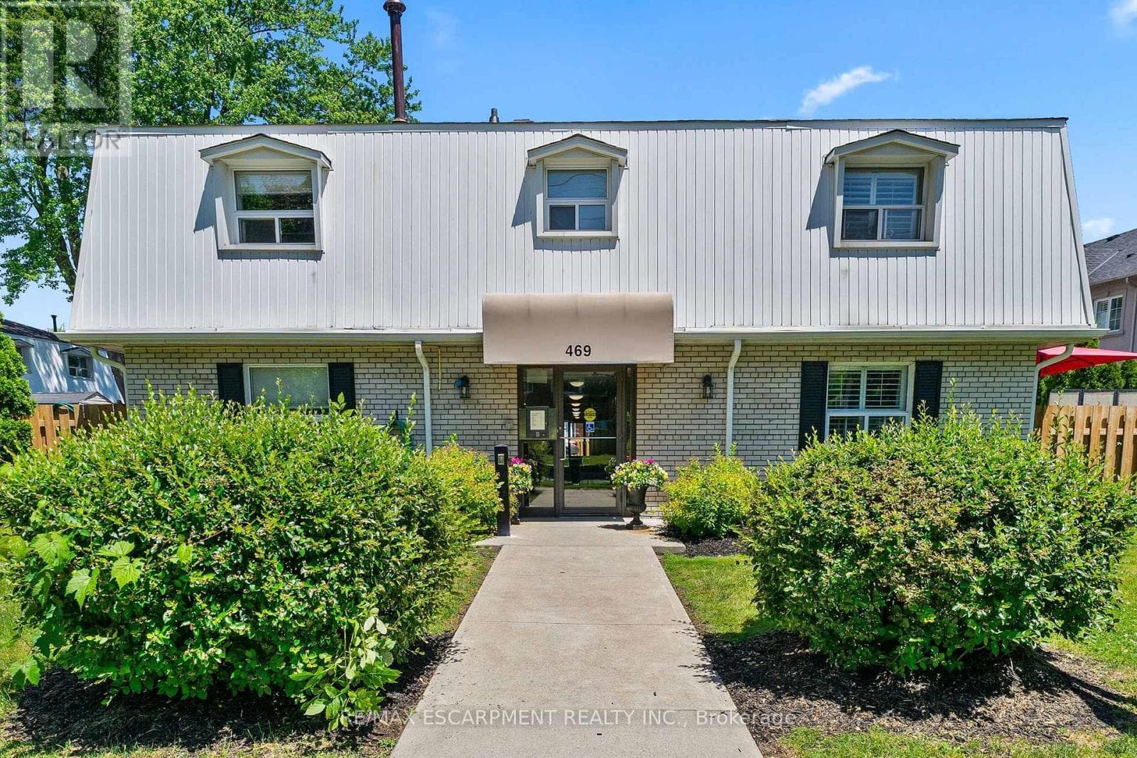 5- 469 CLARIDGE Road