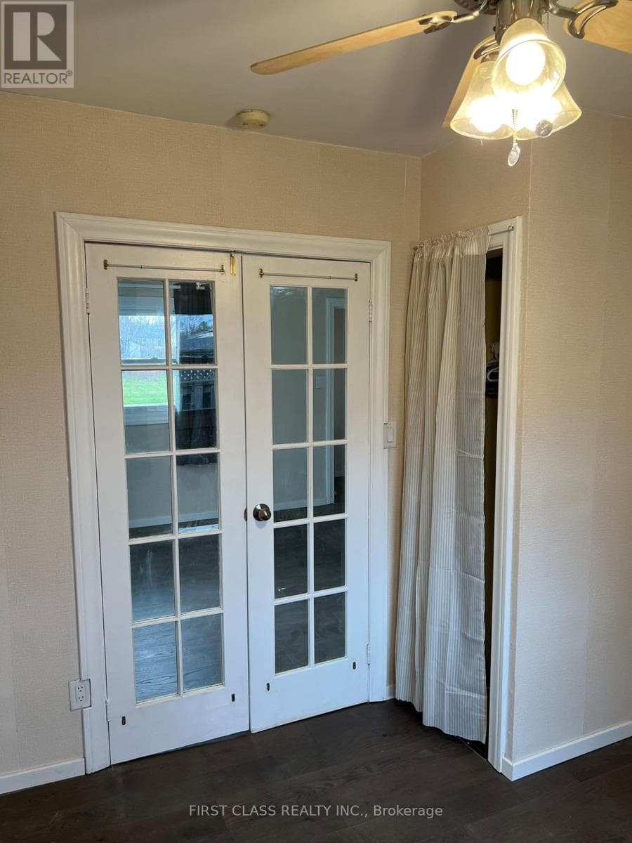 Single Family at 64 Dominion Road, Fort Erie (Lakeshore), Ontario - Photo 6 - RE/MAX Garden City Realty