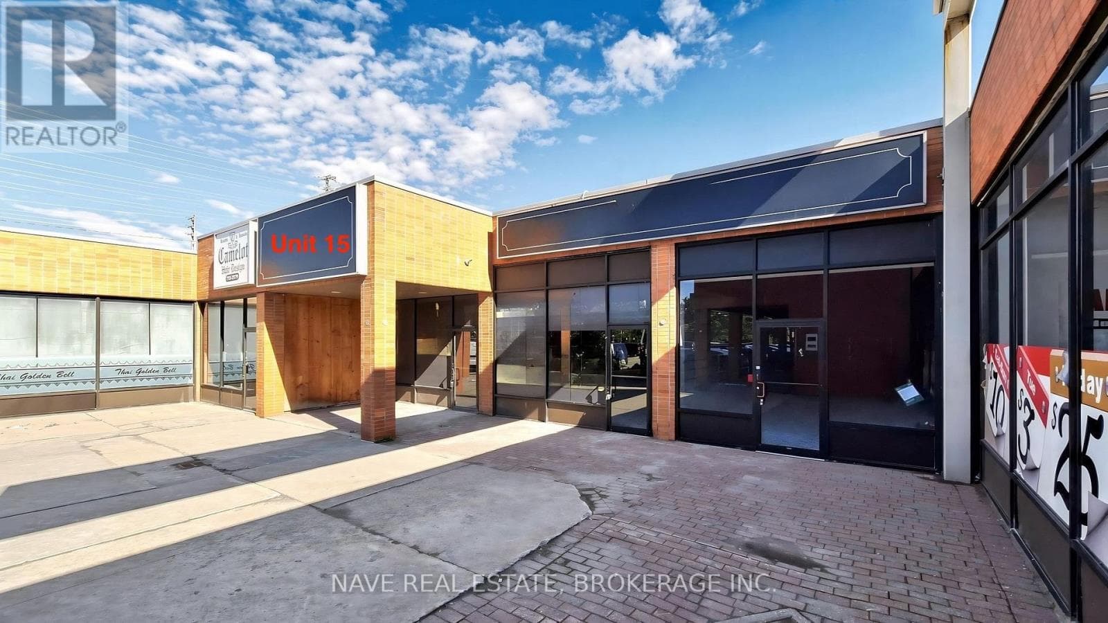 Retail at 15- 16925 Yonge Street, Newmarket (Central Newmarket), Ontario - Photo 3 - RE/MAX Garden City Realty