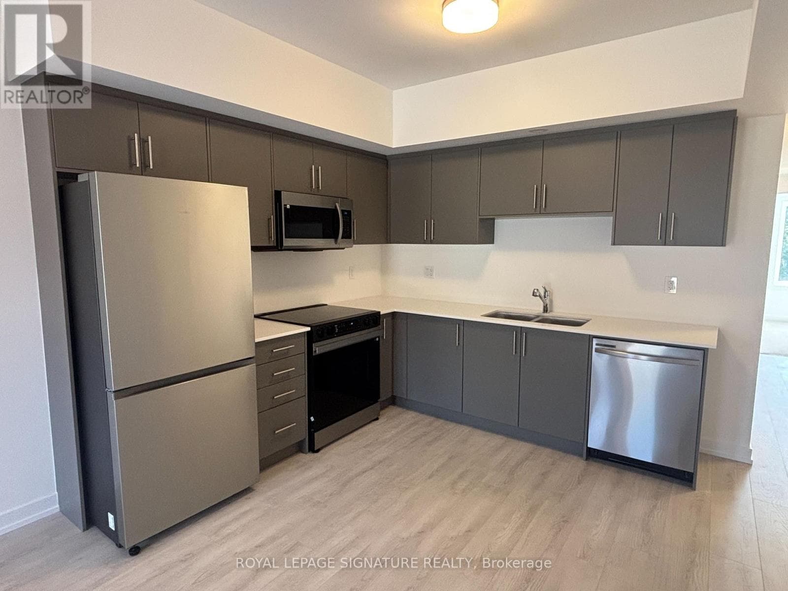 Single Family at 24- 42 Lowes Road, Guelph (Clairfields/Hanlon Business Park), Ontario - Photo 3 - RE/MAX Garden City Realty
