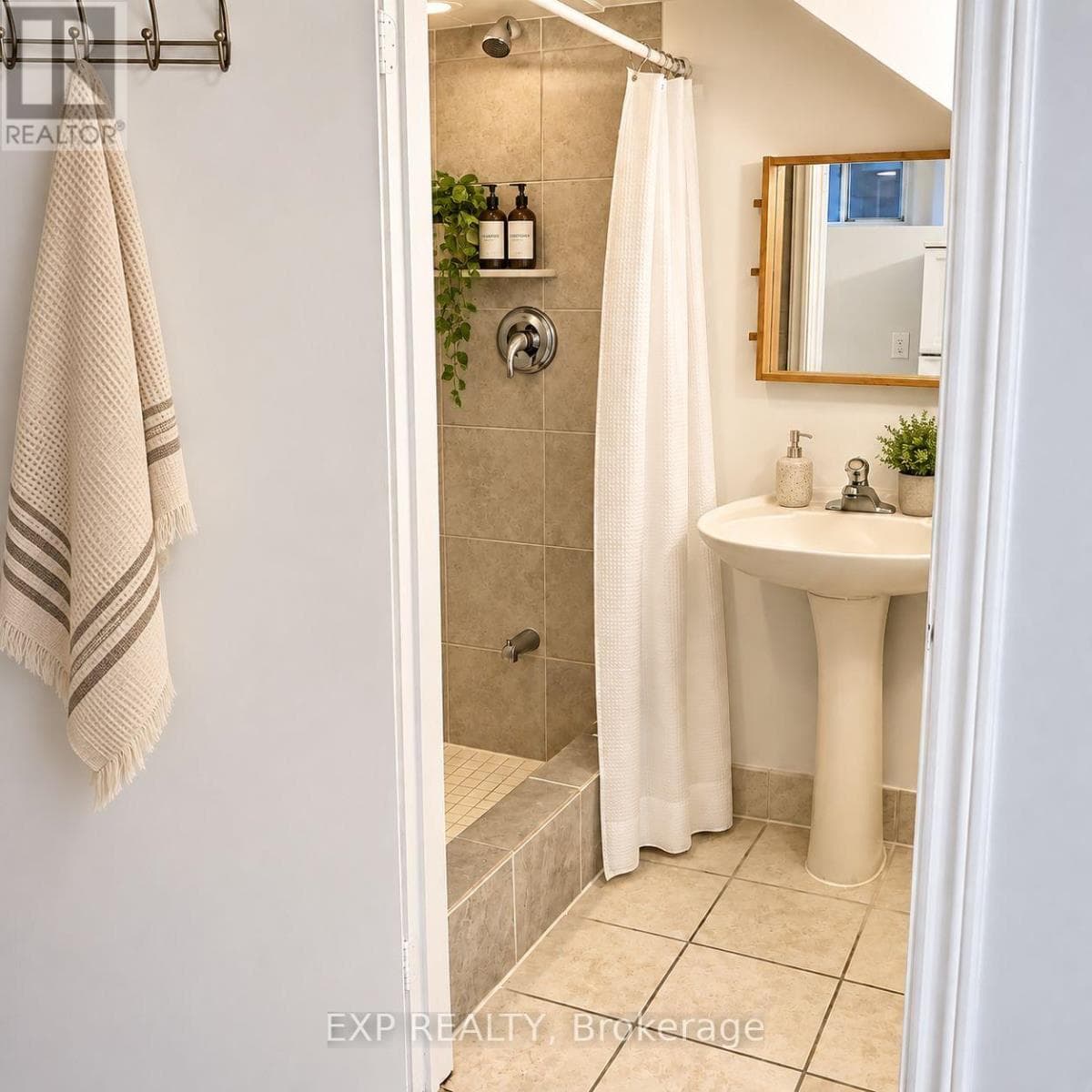 Single Family at Lower- 801 Pape Avenue, Toronto (Danforth), Ontario - Photo 5 - RE/MAX Garden City Realty
