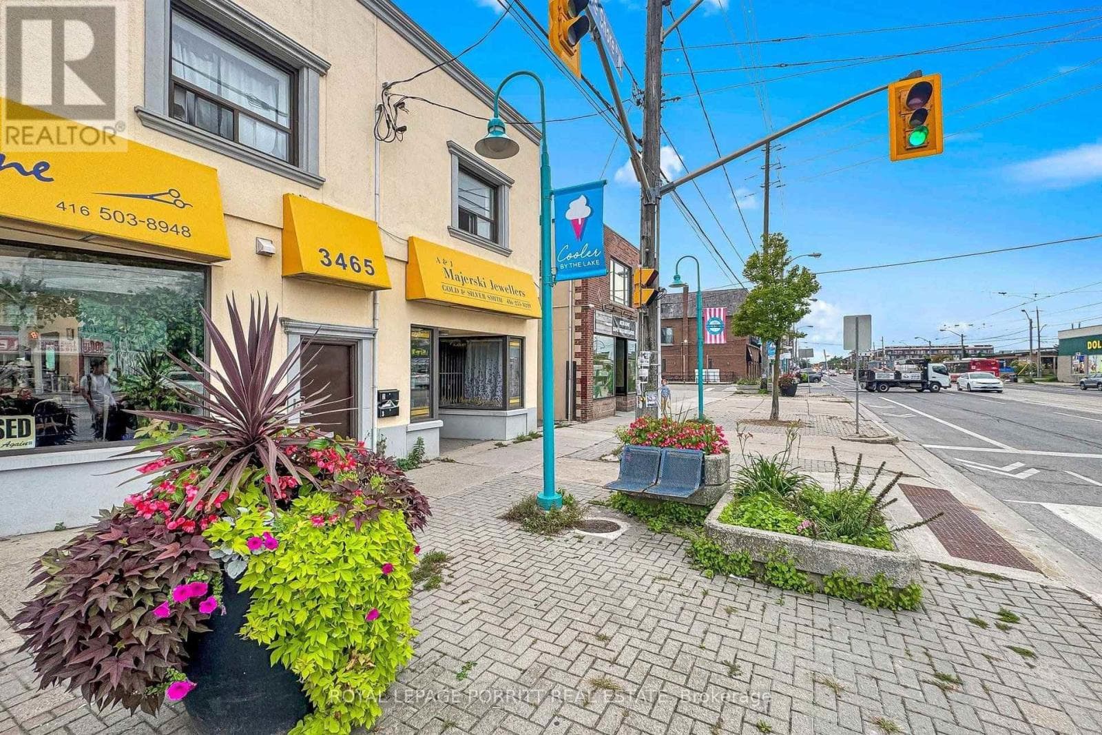 Retail at 3467 Lake Shore Boulevard, Toronto (Long Branch), Ontario - Photo 3 - RE/MAX Garden City Realty