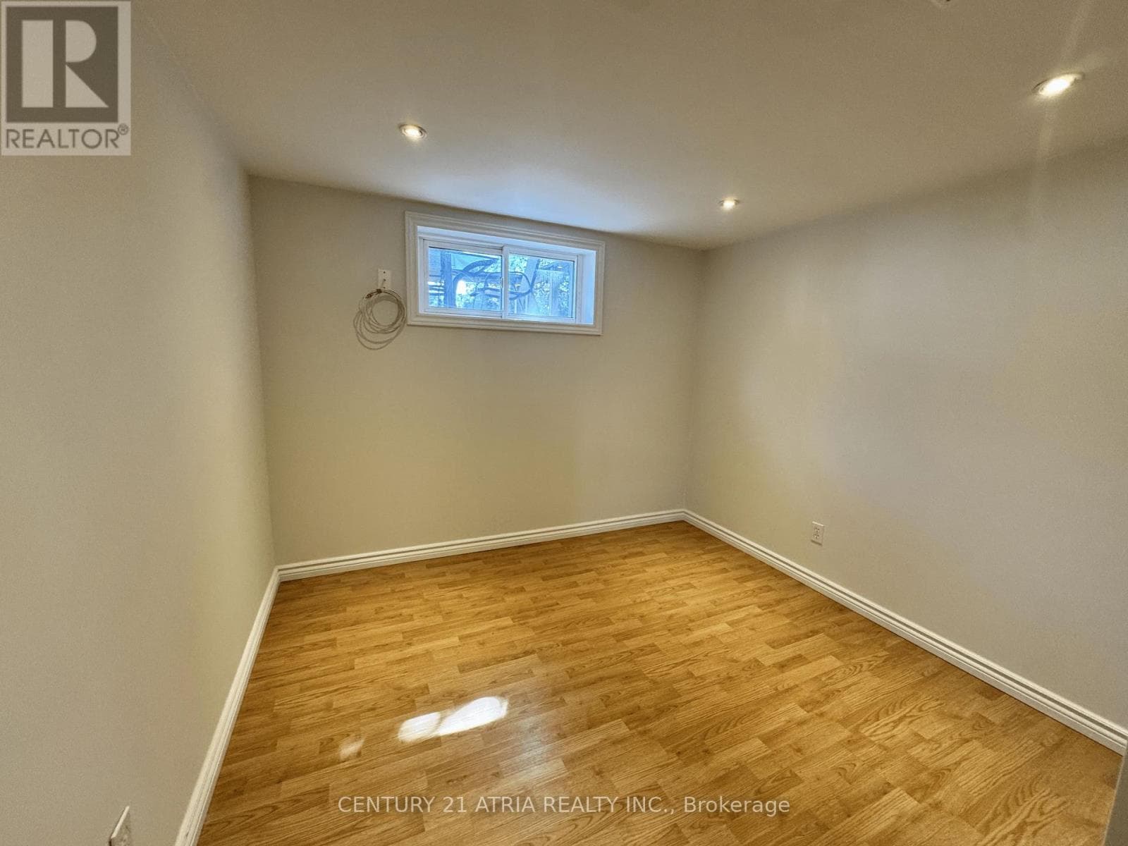 Single Family at Bsmt- 28 Willowhurst Crescent, Toronto (Wexford-Maryvale), Ontario - Photo 9 - RE/MAX Garden City Realty