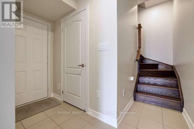 Single Family at 68- 2435 Greenwich Drive, Oakville (WM Westmount), Ontario - Photo 5 - RE/MAX Garden City Realty
