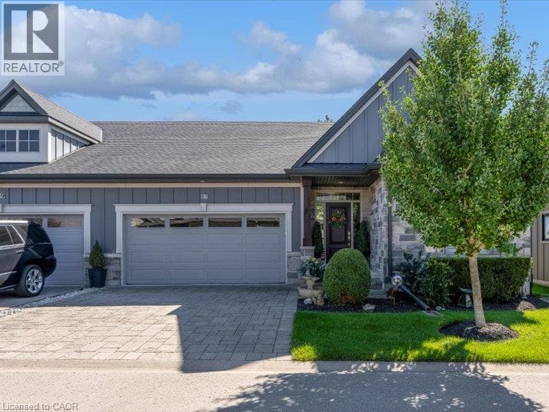 Single Family at 17 RIDGEVIEW Crescent, Niagara-on-the-Lake, Ontario - Photo 2 - RE/MAX Garden City Realty