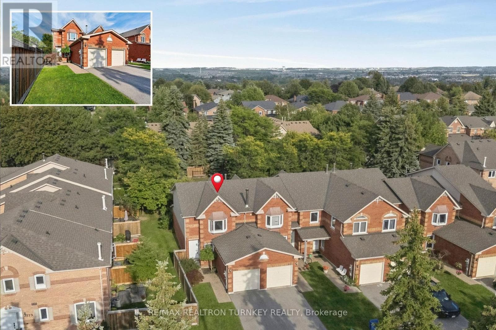 Single Family at 805 Playter Crescent, Newmarket (Armitage), Ontario - Photo 2 - RE/MAX Garden City Realty