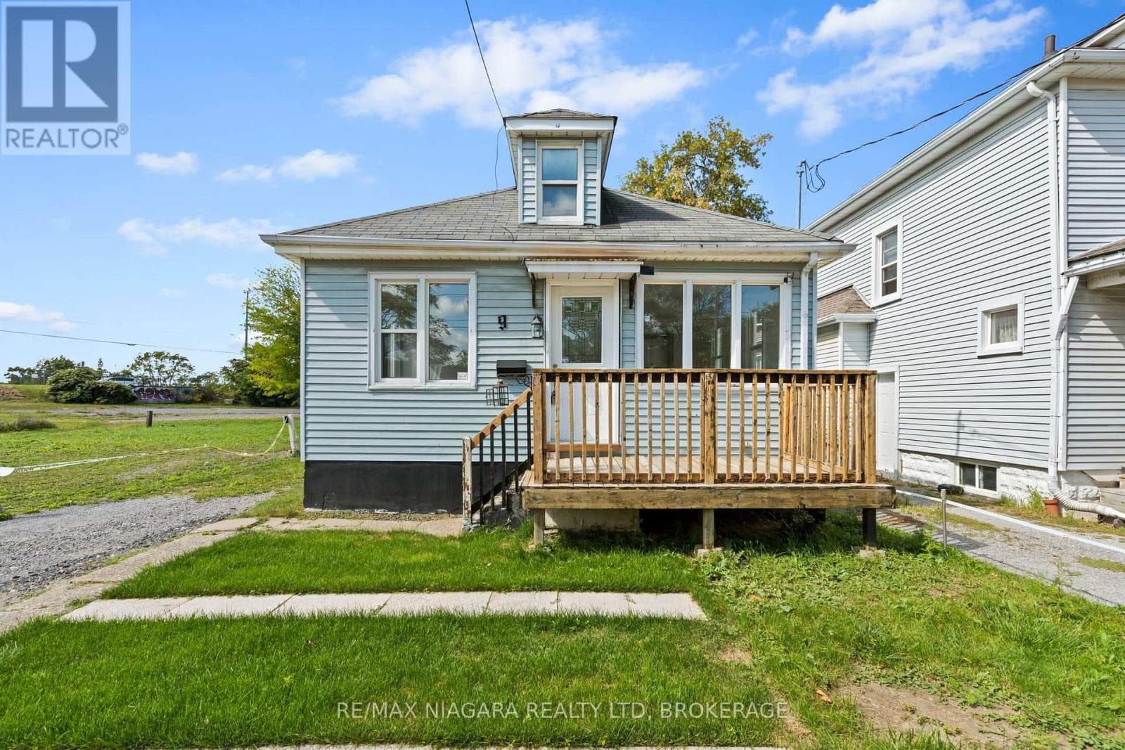Single Family at 9 Prince Street, St. Catharines (E. Chester), Ontario - Photo 10 - RE/MAX Garden City Realty