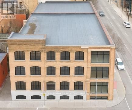 Office at B101- 14 Mccaul Street, Toronto (Kensington-Chinatown), Ontario - Photo 3 - RE/MAX Garden City Realty