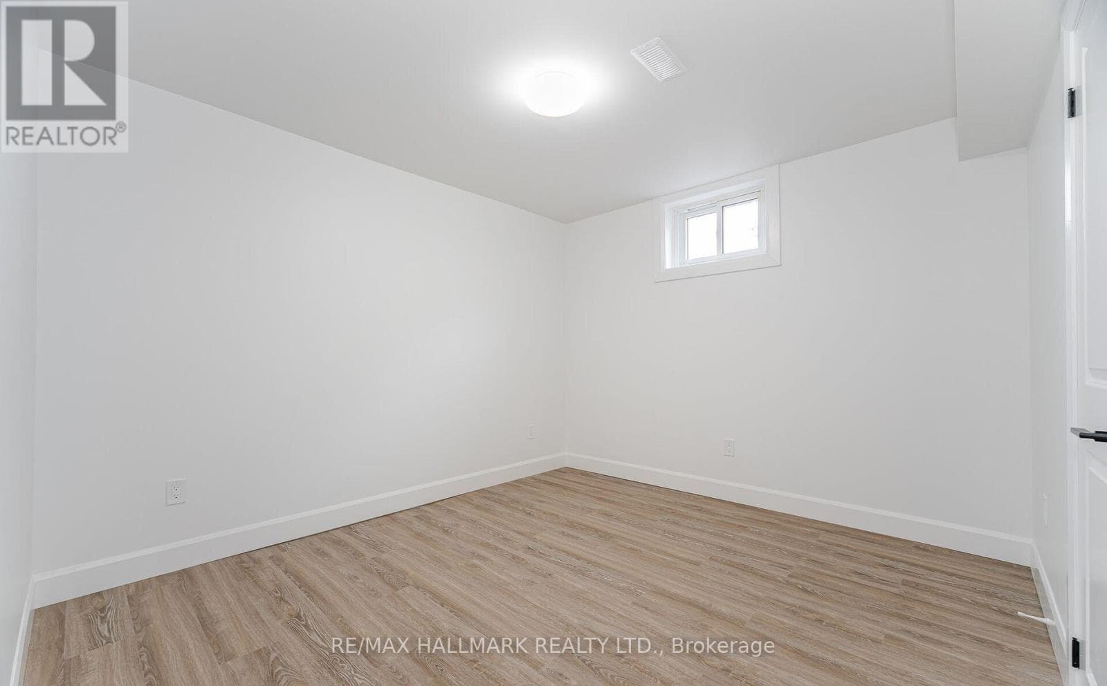 Single Family at 283 PORTER - LOWER LEVEL Street, Oshawa (Lakeview), Ontario - Photo 9 - RE/MAX Garden City Realty