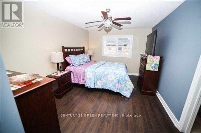 Single Family at 3355 Fountain Park Avenue, Mississauga (Churchill Meadows), Ontario - Photo 10 - RE/MAX Garden City Realty