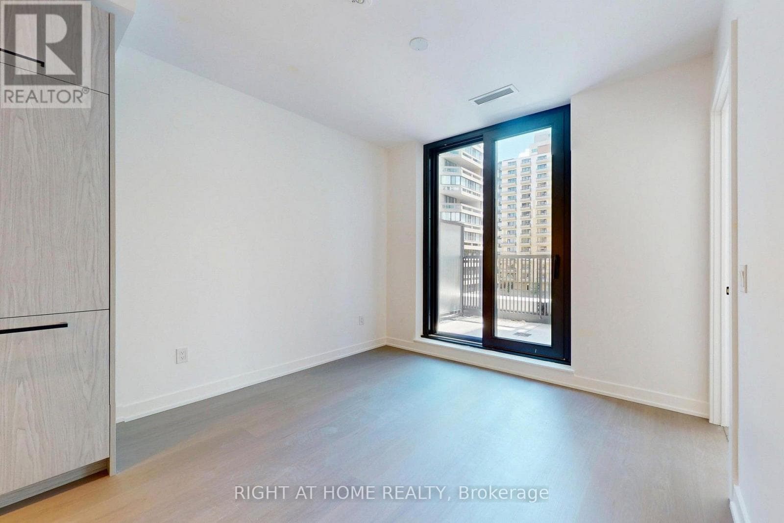 Single Family at 837- 91 Montclair Avenue, Toronto (Forest Hill South), Ontario - Photo 6 - RE/MAX Garden City Realty