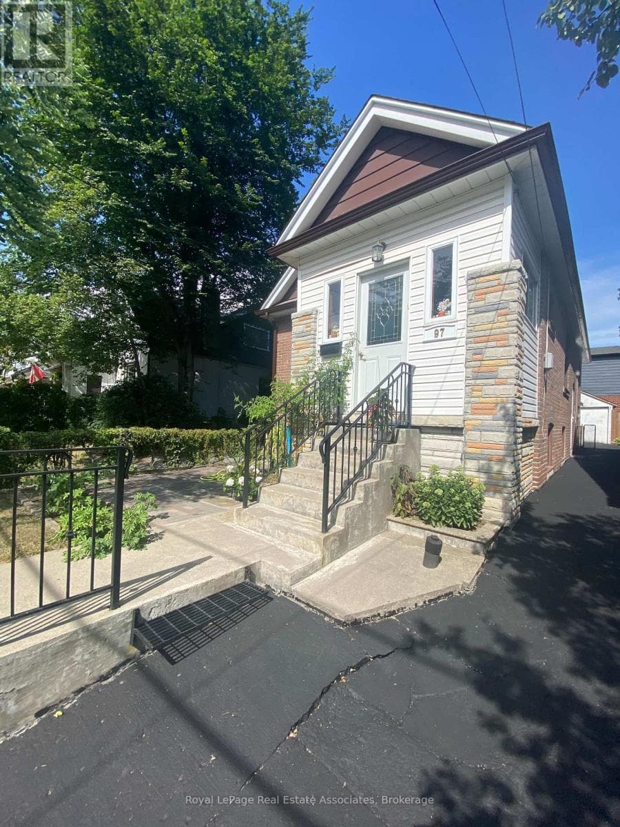 Lower- 97 Oak Park Avenue
