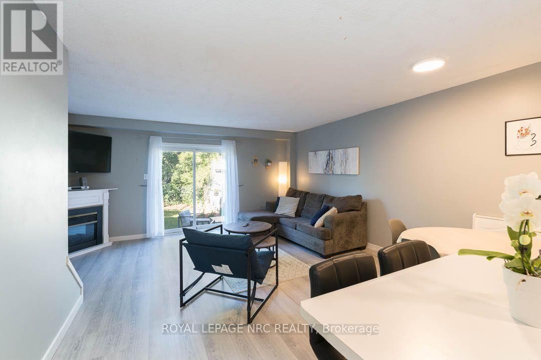 4345 Beverley Crescent