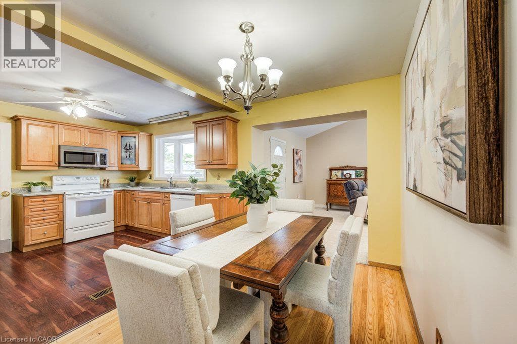 Single Family at 507 MANCHESTER Road, Kitchener, Ontario - Photo 9 - RE/MAX Garden City Realty