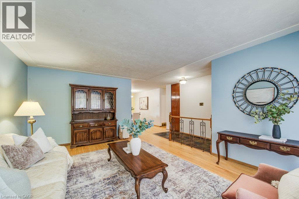 Single Family at 507 MANCHESTER Road, Kitchener, Ontario - Photo 8 - RE/MAX Garden City Realty