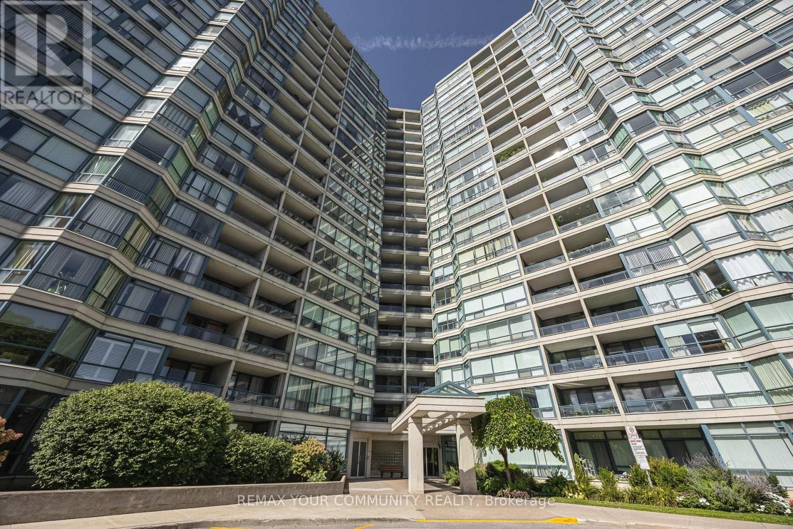 1109- 4725 Sheppard Avenue