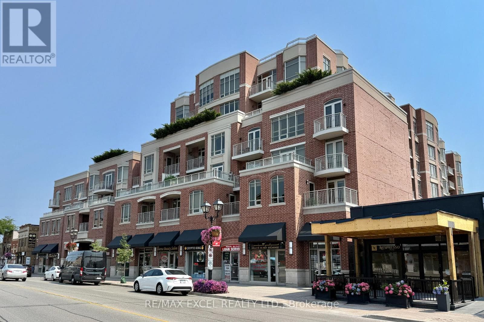 Single Family at 408- 10101 Yonge Street, Richmond Hill (Crosby), Ontario - Photo 2 - RE/MAX Garden City Realty