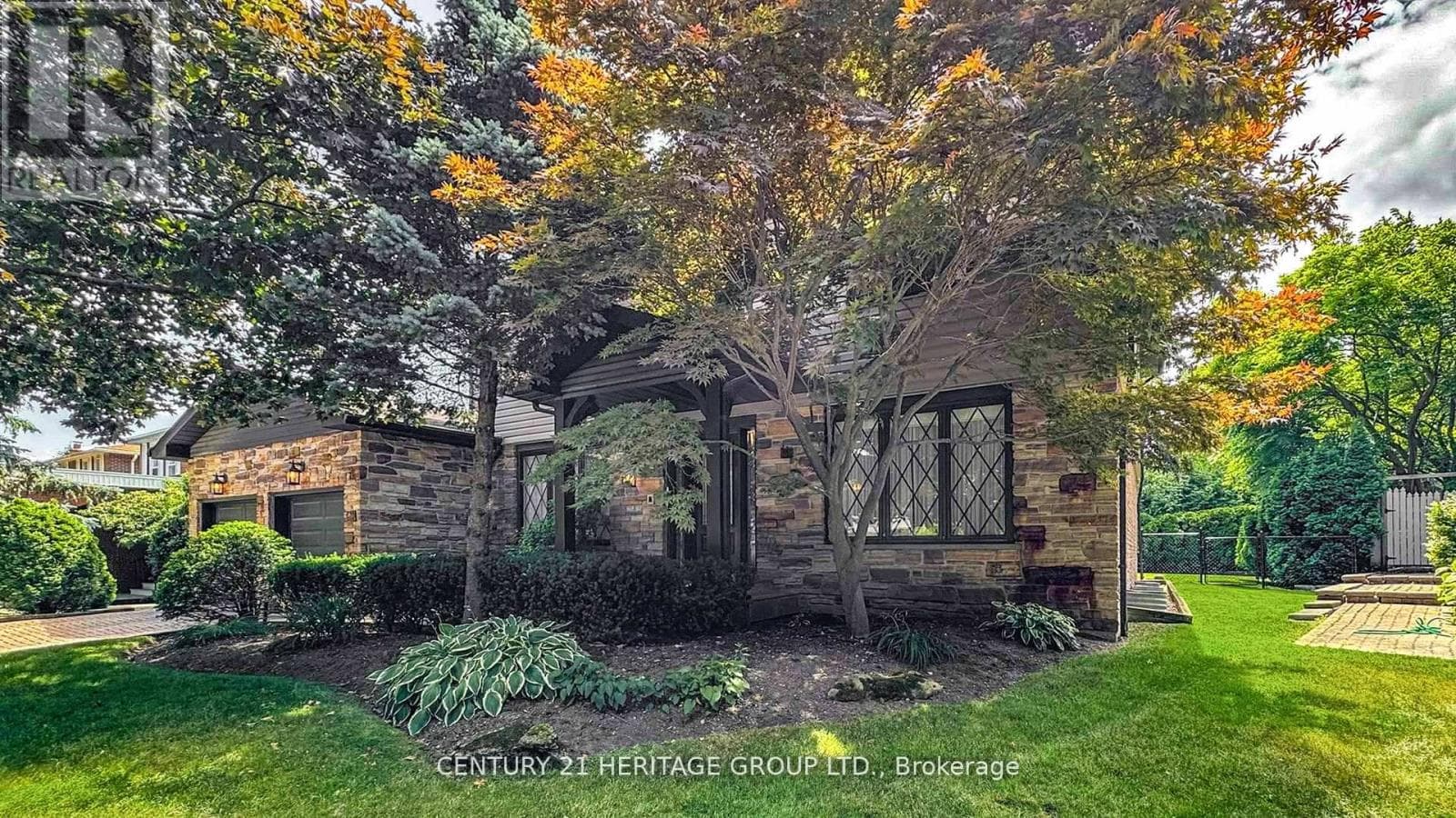 280 Henderson Avenue