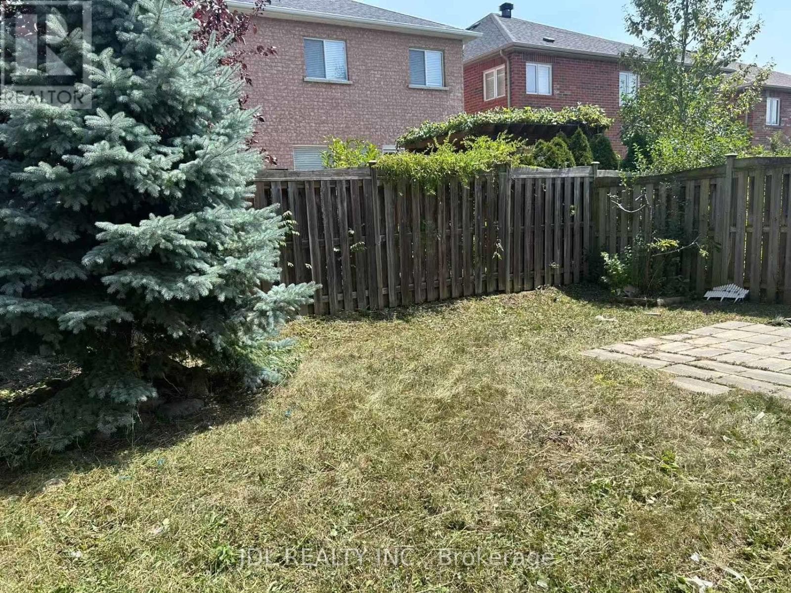 Single Family at 15 Maffey Crescent, Richmond Hill (Westbrook), Ontario - Photo 9 - RE/MAX Garden City Realty
