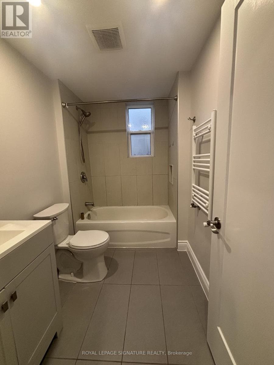 Multi-family at 2- 3289 Lakeshore Boulevard, Toronto (Long Branch), Ontario - Photo 6 - RE/MAX Garden City Realty