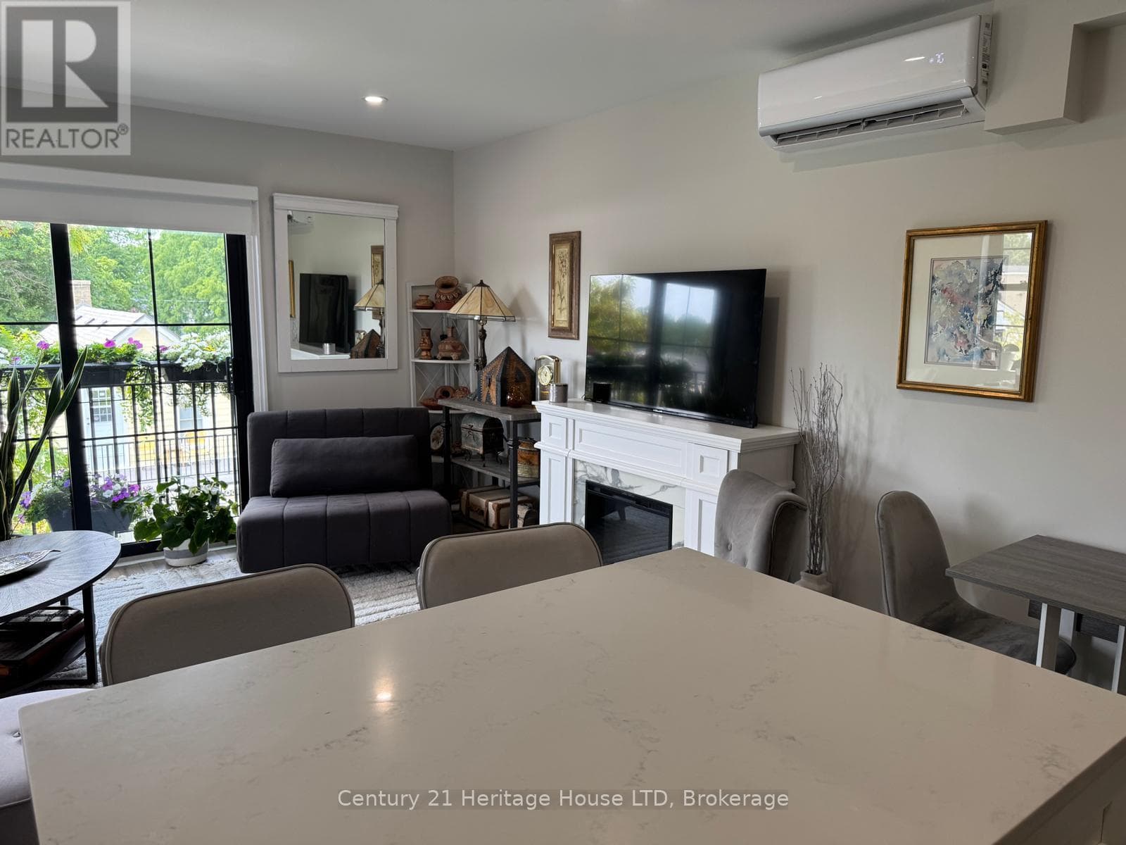 Single Family at 203- 344 Ridge Road, Fort Erie (Ridgeway), Ontario - Photo 7 - RE/MAX Garden City Realty