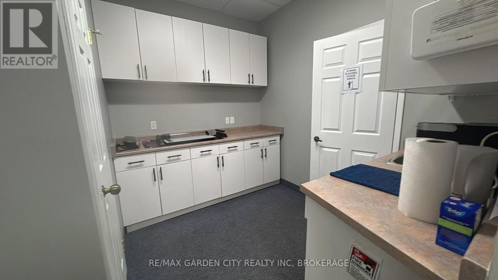 Retail at 22- 595 CARLTON Street, St. Catharines (Carlton/Bunting), Ontario - Photo 8 - RE/MAX Garden City Realty