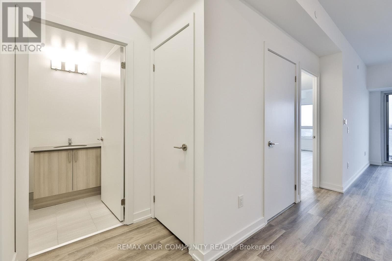 Single Family at 614- 1480 Bayly Street, Pickering (Bay Ridges), Ontario - Photo 6 - RE/MAX Garden City Realty