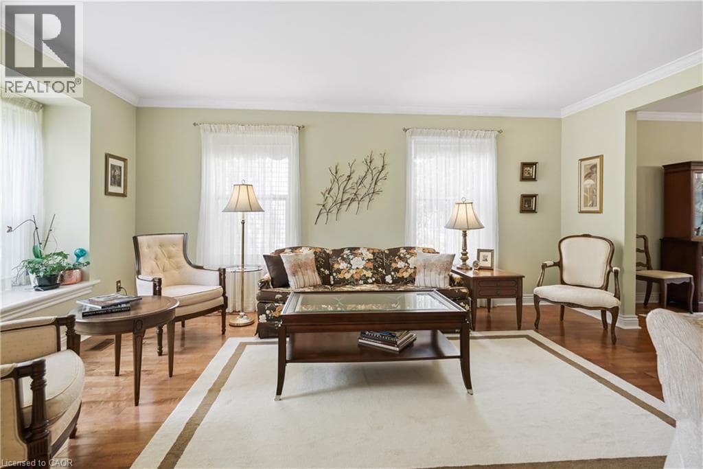 Single Family at 15 THE PROMENADE, Niagara-on-the-Lake, Ontario - Photo 10 - RE/MAX Garden City Realty