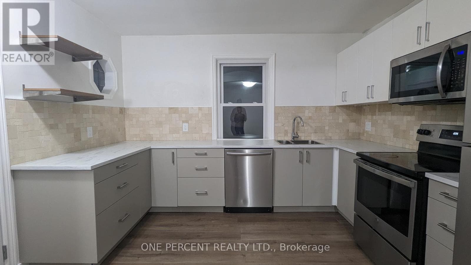 Single Family at 1- 249 East 18th Street, Hamilton (Inch Park), Ontario - Photo 3 - RE/MAX Garden City Realty