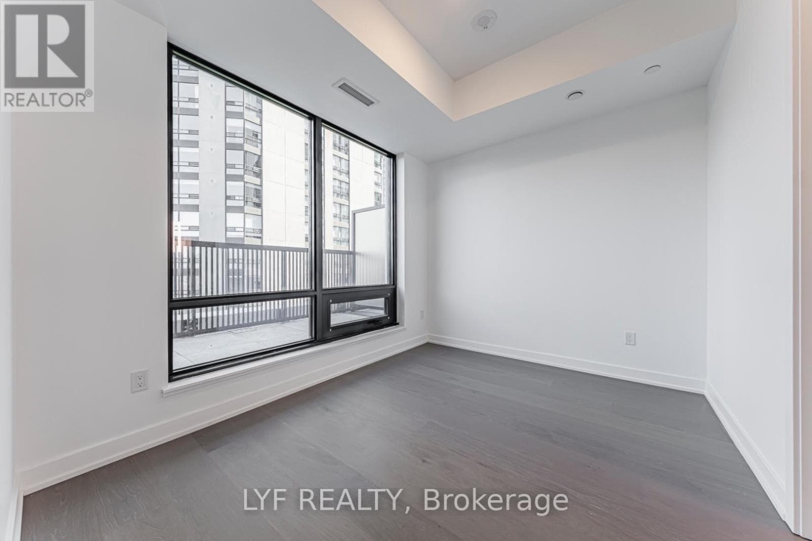 Single Family at 826- 91 Montclair Avenue, Toronto (Forest Hill South), Ontario - Photo 10 - RE/MAX Garden City Realty