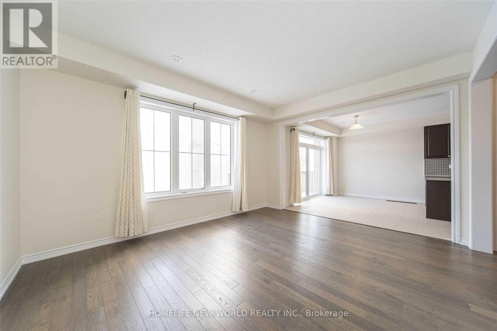 Single Family at 5 Delft Drive, Markham (Victoria Square), Ontario - Photo 7 - RE/MAX Garden City Realty