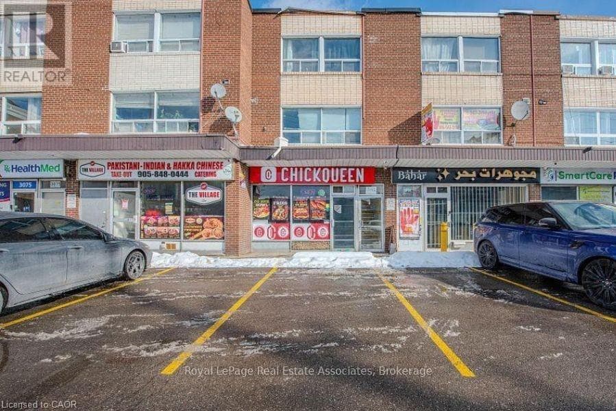 Single Family at 1- 3071 Hurontario Street, Mississauga (Cooksville), Ontario - Photo 8 - RE/MAX Garden City Realty