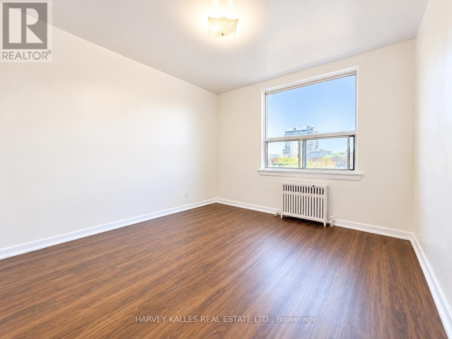 Multi-family at 402- 1490 Eglinton Avenue, Toronto (Briar Hill-Belgravia), Ontario - Photo 10 - RE/MAX Garden City Realty