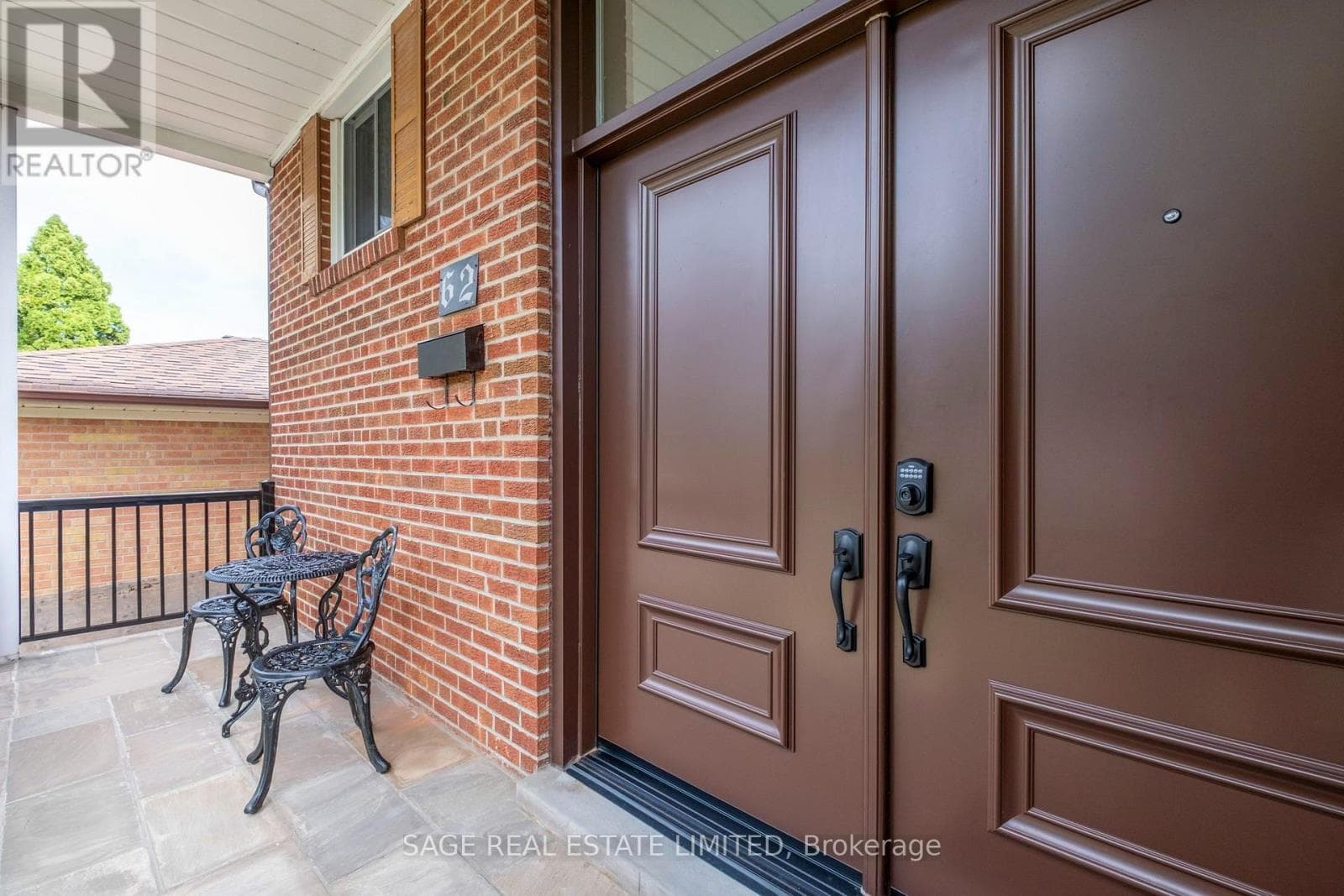 Single Family at 62 Ovendon Square, Toronto (Agincourt North), Ontario - Photo 6 - RE/MAX Garden City Realty