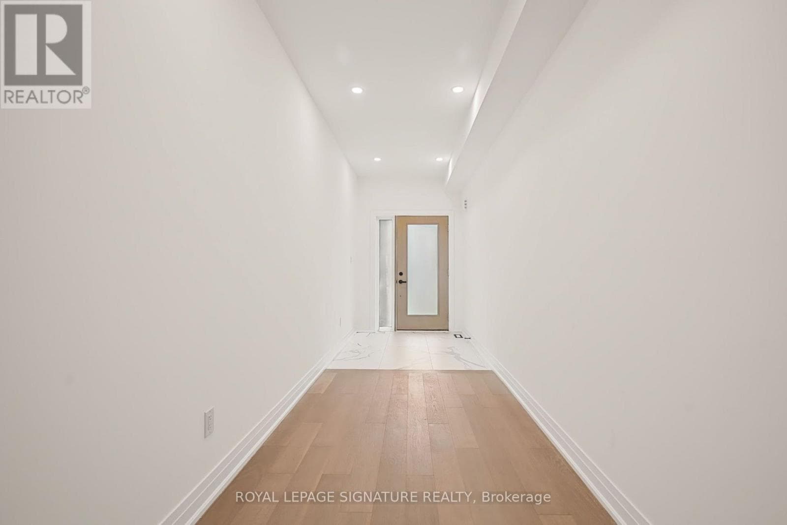 Single Family at 11- 6636 Clock Court, Mississauga (Meadowvale), Ontario - Photo 4 - RE/MAX Garden City Realty
