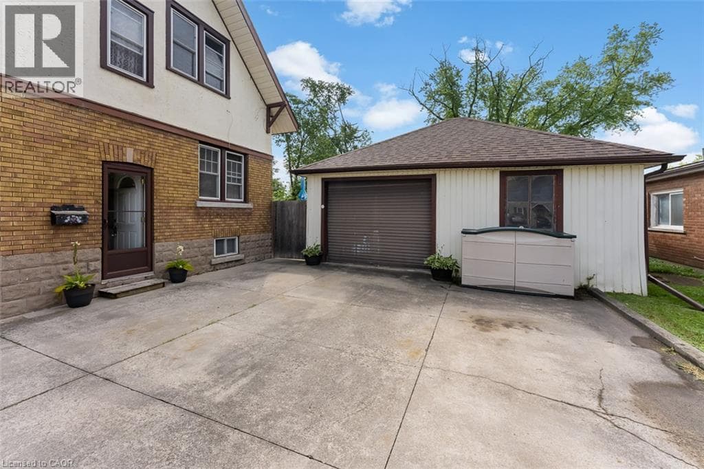 Single Family at 3938 MAIN Street, Niagara Falls, Ontario - Photo 2 - RE/MAX Garden City Realty