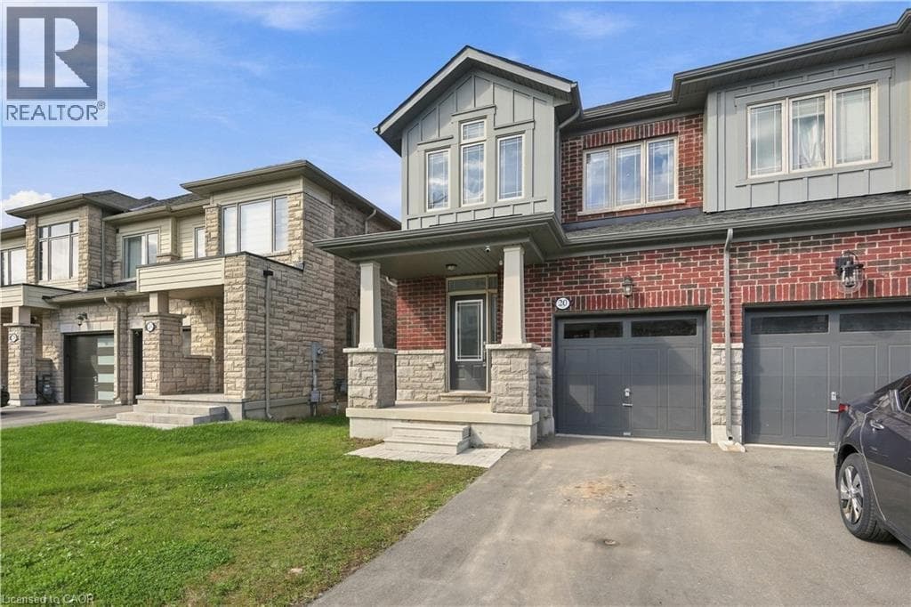 Single Family at 20 ADMIRAL Road, Welland, Ontario - Photo 4 - RE/MAX Garden City Realty