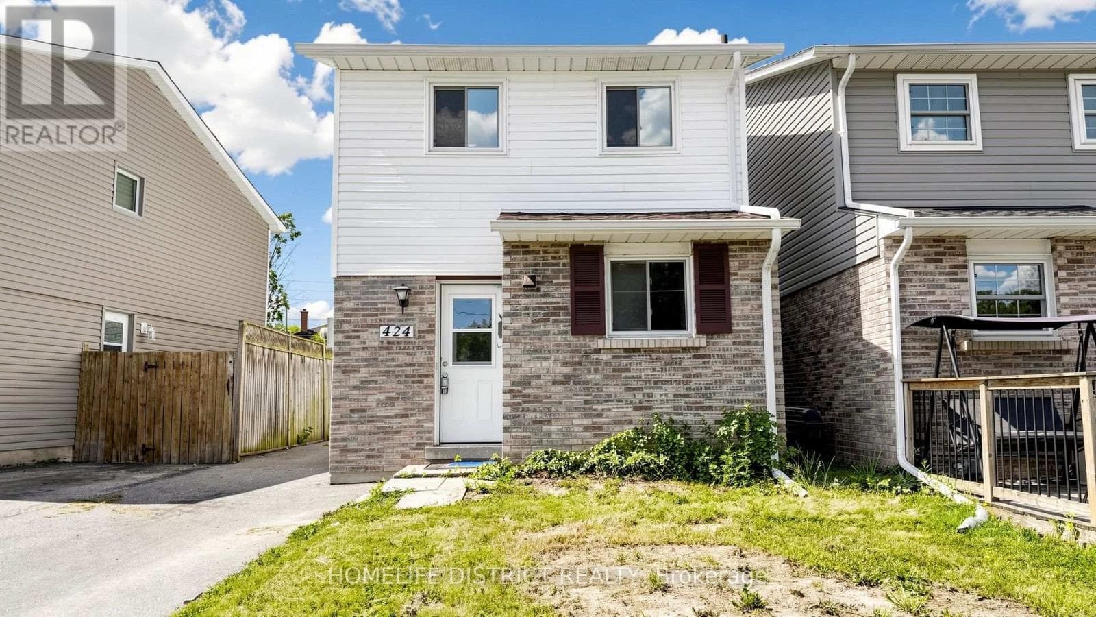 Single Family at 424 Chaleur Avenue, Oshawa (Lakeview), Ontario - Photo 3 - RE/MAX Garden City Realty