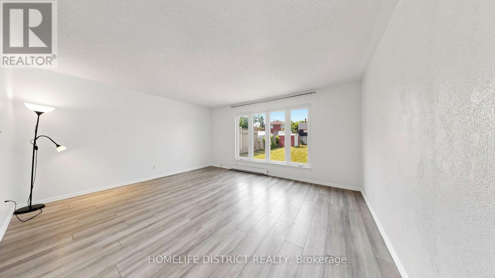 Single Family at 424 Chaleur Avenue, Oshawa (Lakeview), Ontario - Photo 6 - RE/MAX Garden City Realty