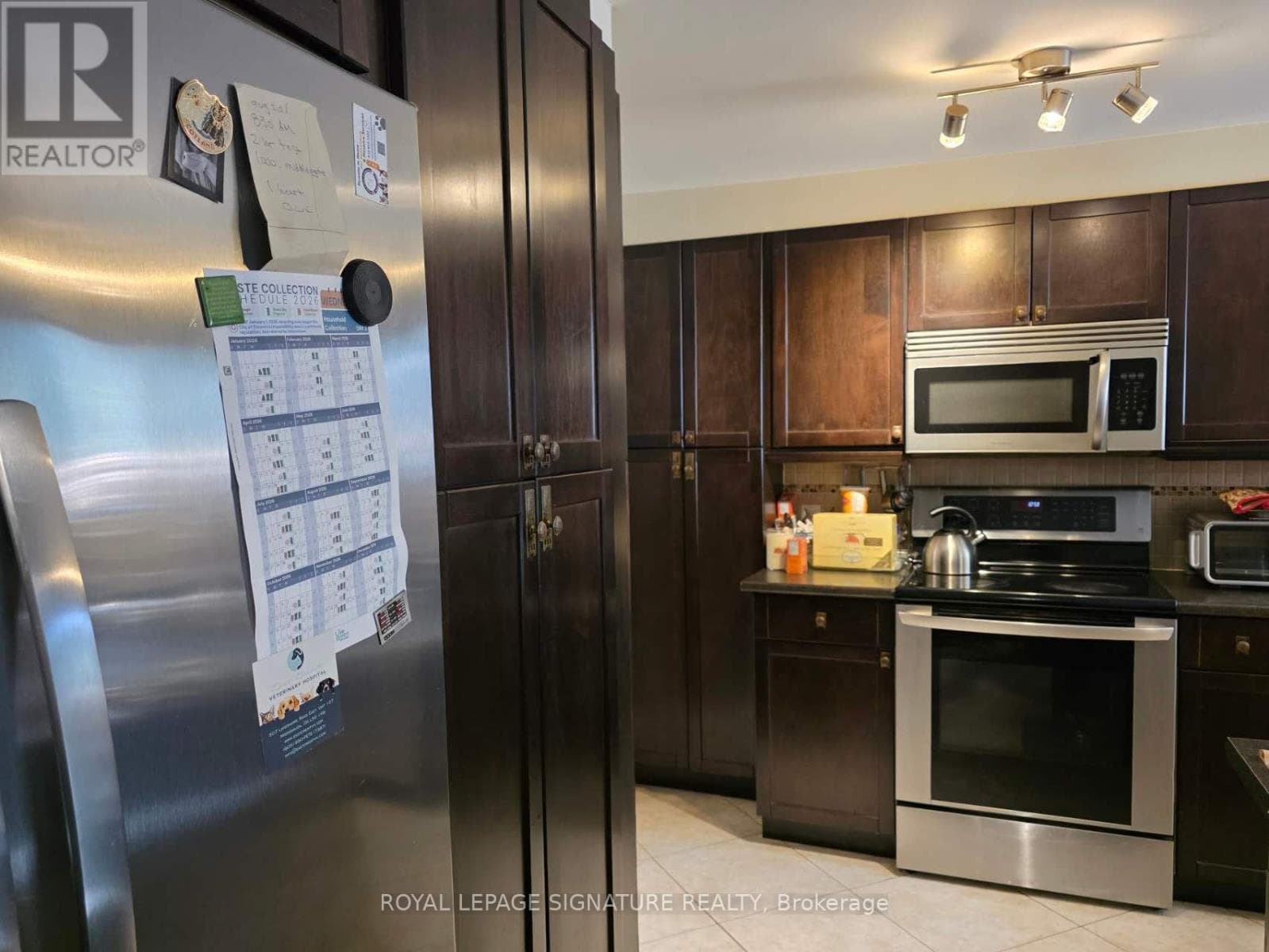Single Family at 15 Twenty-Ninth Street, Toronto (Long Branch), Ontario - Photo 2 - RE/MAX Garden City Realty