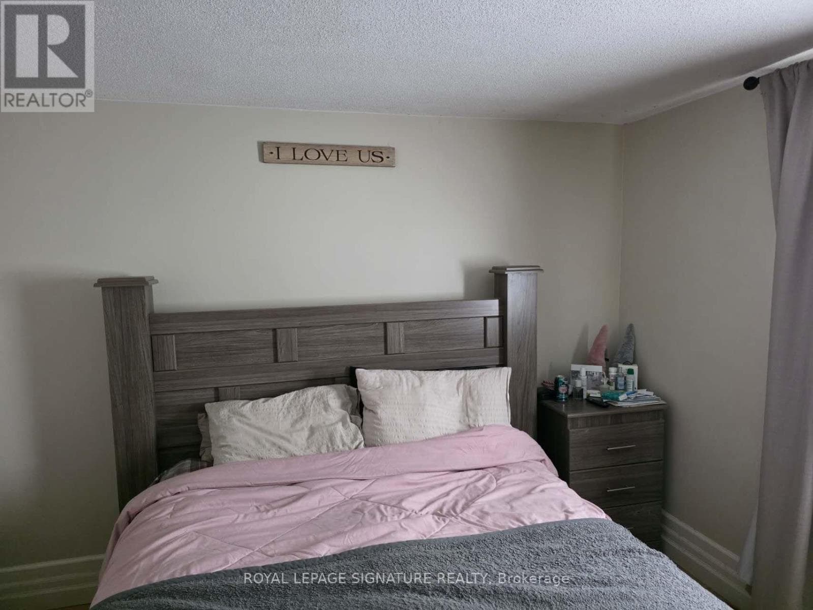 Single Family at 15 Twenty-Ninth Street, Toronto (Long Branch), Ontario - Photo 4 - RE/MAX Garden City Realty